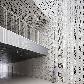 氟碳烤漆穿孔铝板/美术馆的渐变孔铝合金穿孔网板
